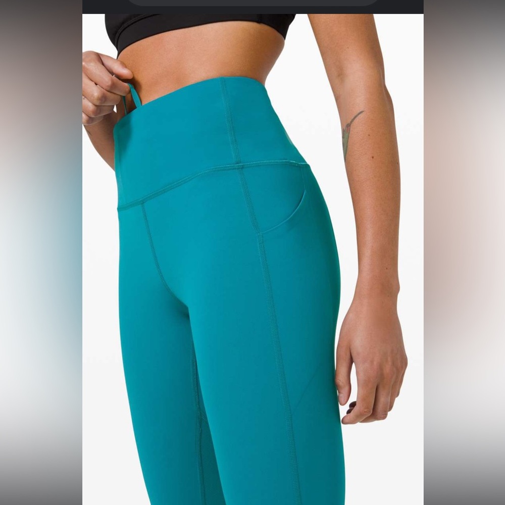 🦋 Lululemon Pace Rival HR Crop 22" Hawaii Blue 6